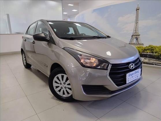 HYUNDAI HB20 1.0 COMFORT 12V FLEX 4P MANUAL HYUNDAI HB20 1.0 COMFORT 12V FLEX 4P MANUAL